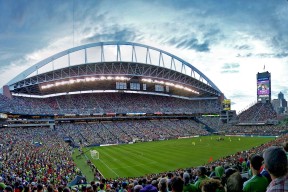 j9九游会登录 -C罗巅峰对决，阿扎伦卡与30激战澳大利亚队分钟，大胜胜负难料！