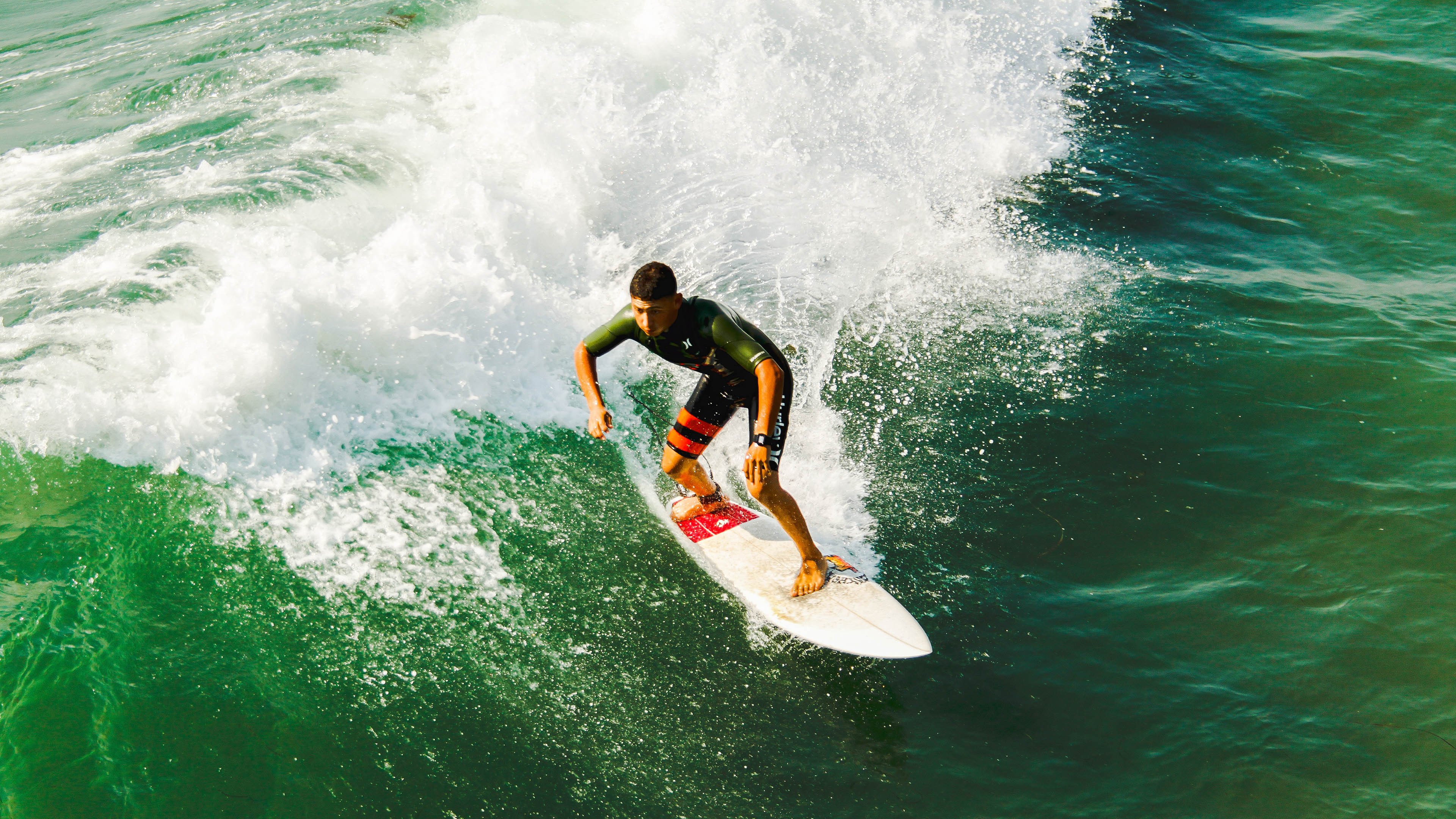 内马尔回归赛场，比分优势明显首场状态亮眼，IG观众沸腾！